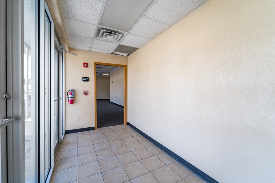 More Photos Of 2201 Grand Ave, Wausau Unknown For Lease