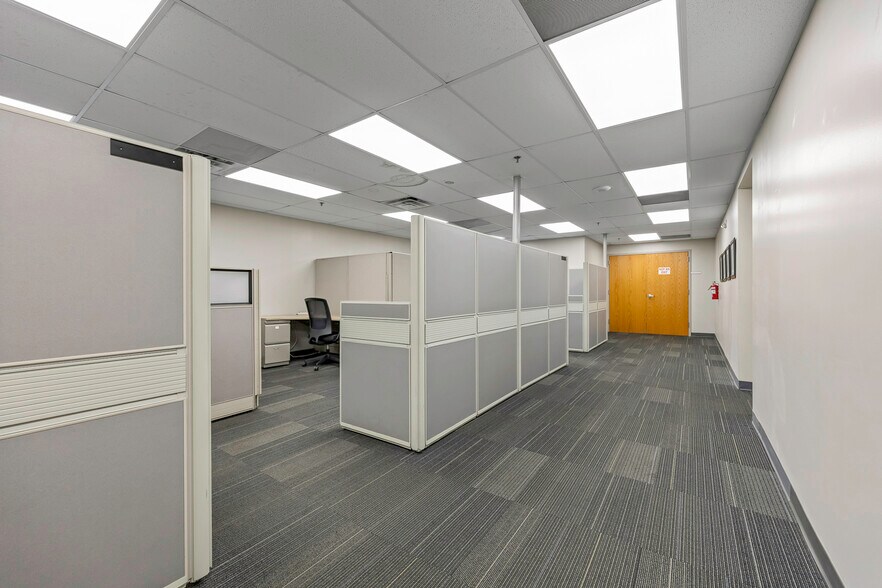 More Photos Of 1315 W 12th St, Kansas City Warehouse For Sale