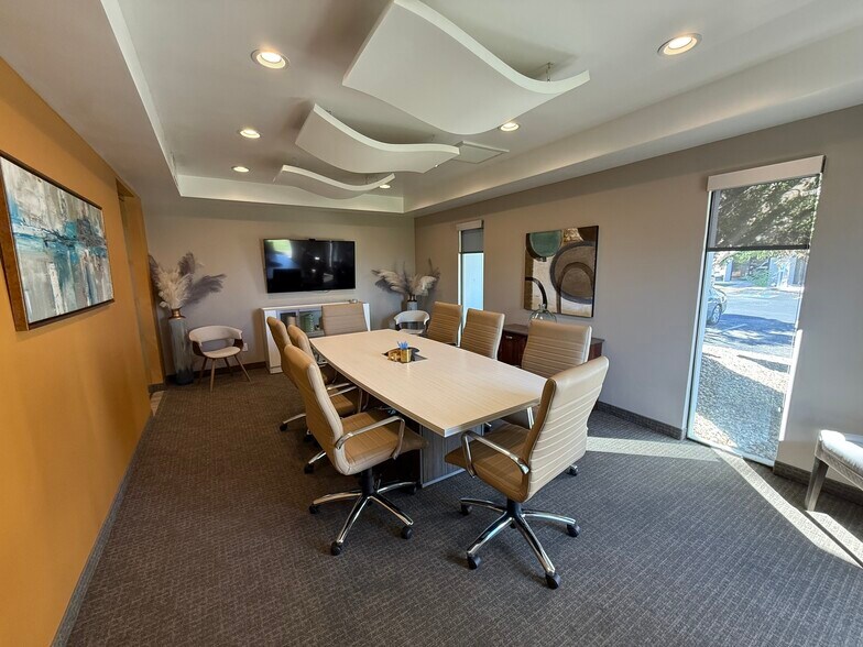 More Photos Of 402 E Southern Ave, Tempe Office For Lease