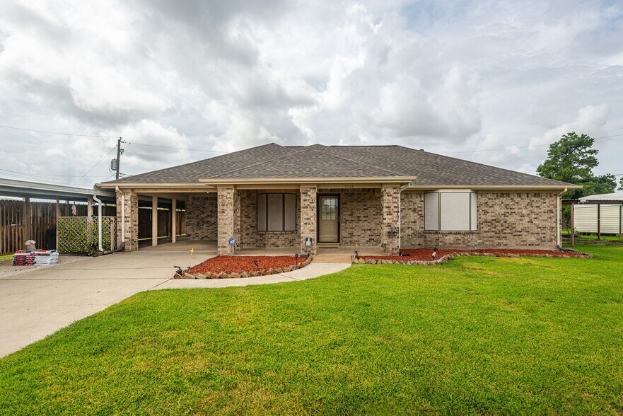 More Photos Of 11820 Plainbrook St, La Porte Specialty For Sale