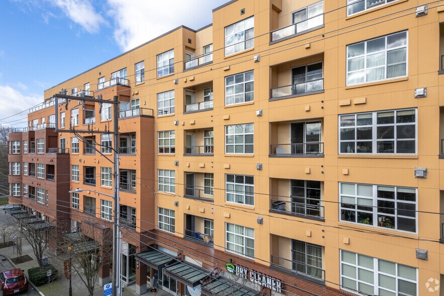 More Photos Of 414 NE 70th St, Seattle Apartments For Sale