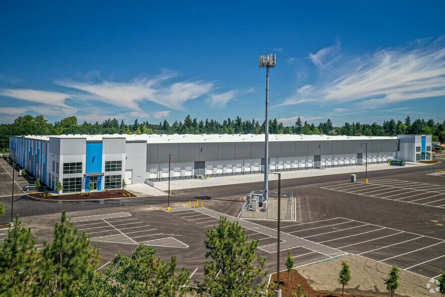 More Photos Of 12005 Steele St S, Tacoma Distribution For Lease