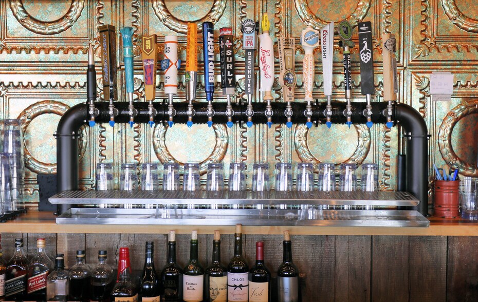 More Photos Of 1710 Crossings Blvd, Shakopee Restaurant For Sale
