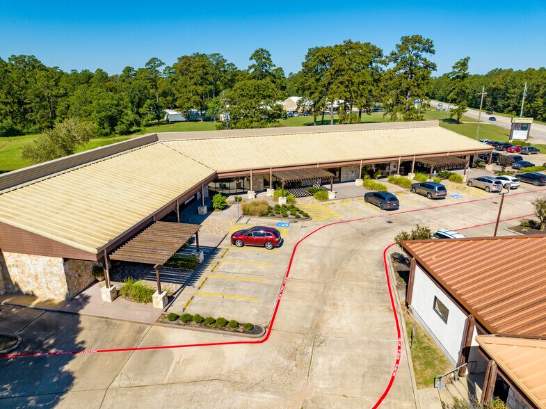 More Photos Of 827 Magnolia Blvd, Magnolia Office For Sale