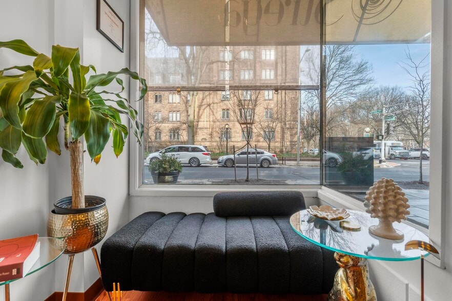 More Photos Of 1006 Chapel St, New Haven General Retail For Sale