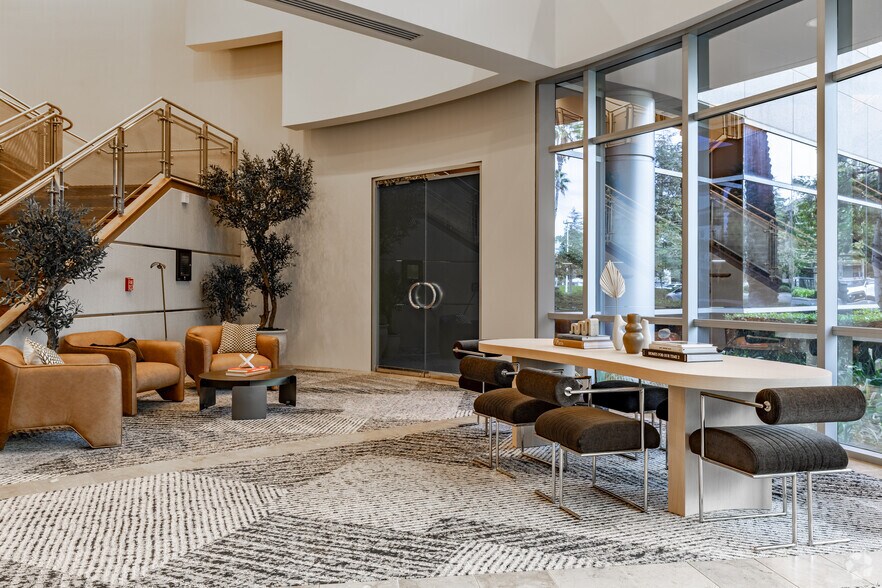 More Photos Of 21271 Burbank Blvd, Woodland Hills Unknown For Sale