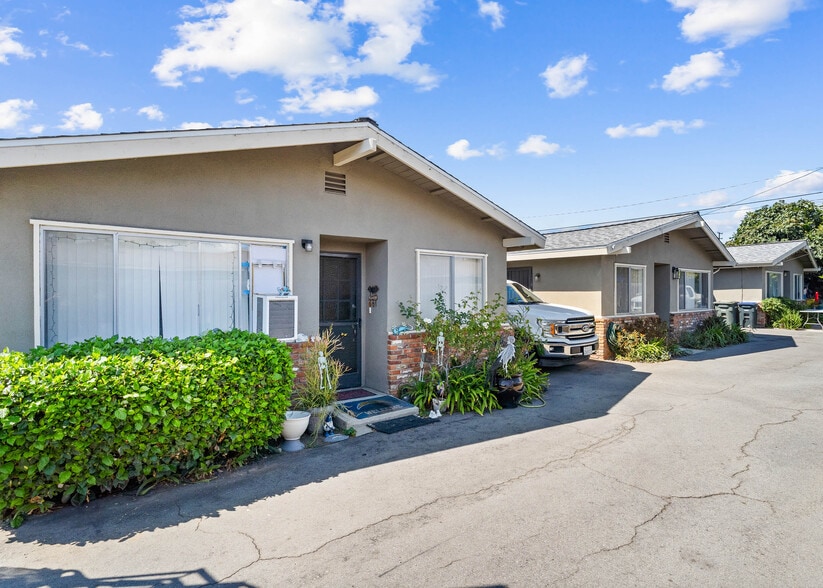 More Photos Of 2383 Orange Ave, Costa Mesa Apartments For Sale