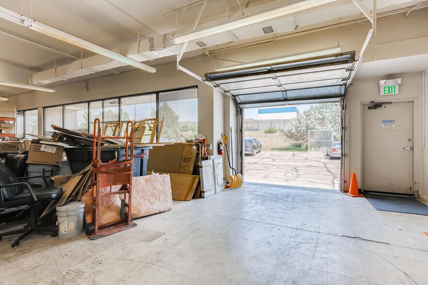 More Photos Of 7070 S Tucson Way, Englewood Flex For Lease