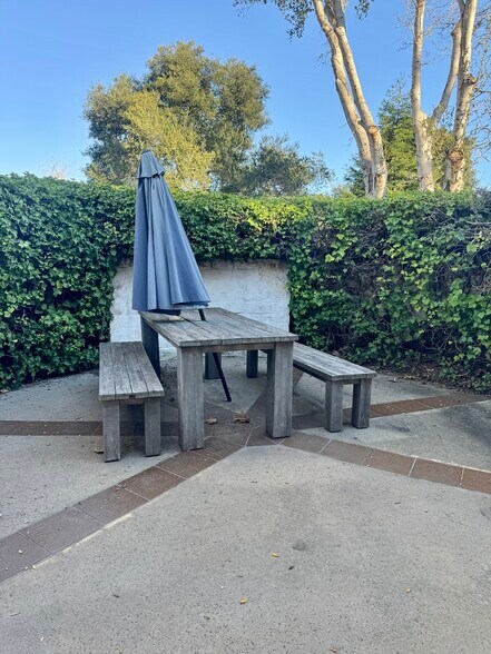 More Photos Of 6680 Bay Laurel Pl, Avila Beach Office For Lease