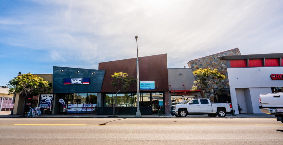 Primary Photo Of 1221-1231 Garnet Ave, San Diego Storefront For Lease