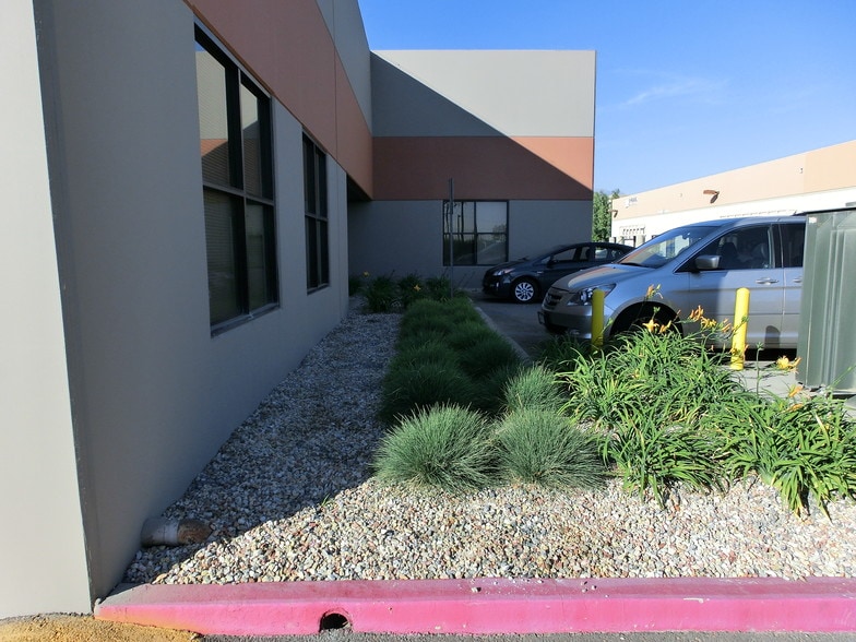 More Photos Of 1609 S Grove Ave, Ontario Warehouse For Lease