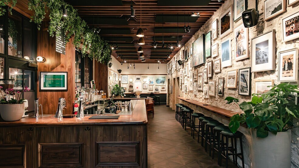 More Photos Of 200 E 6th St, Austin Loft Creative Space For Lease