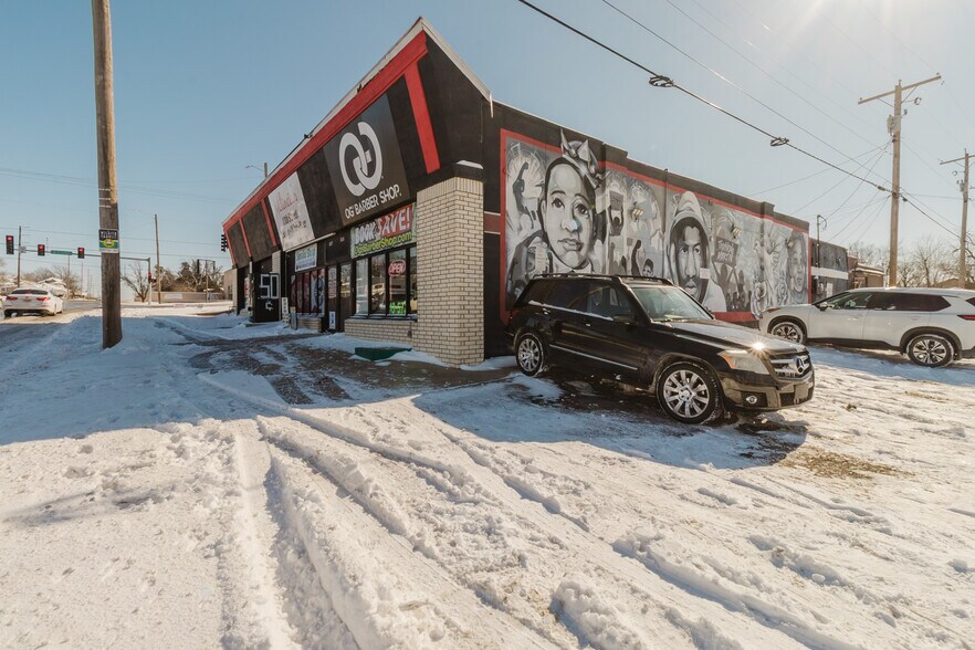 More Photos Of 3117 E 13th St, Wichita Freestanding For Sale