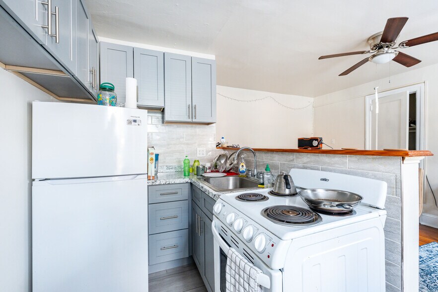 More Photos Of 4725 Chester Ave, Philadelphia Apartments For Sale