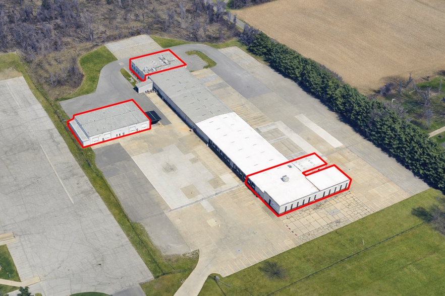 More Photos Of 24805 US 20 W, South Bend Distribution For Lease