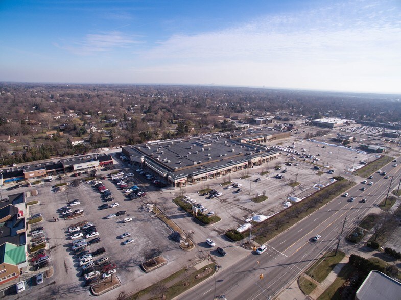 More Photos Of 6303-6433 Orchard Lake Rd, West Bloomfield Freestanding For Sale