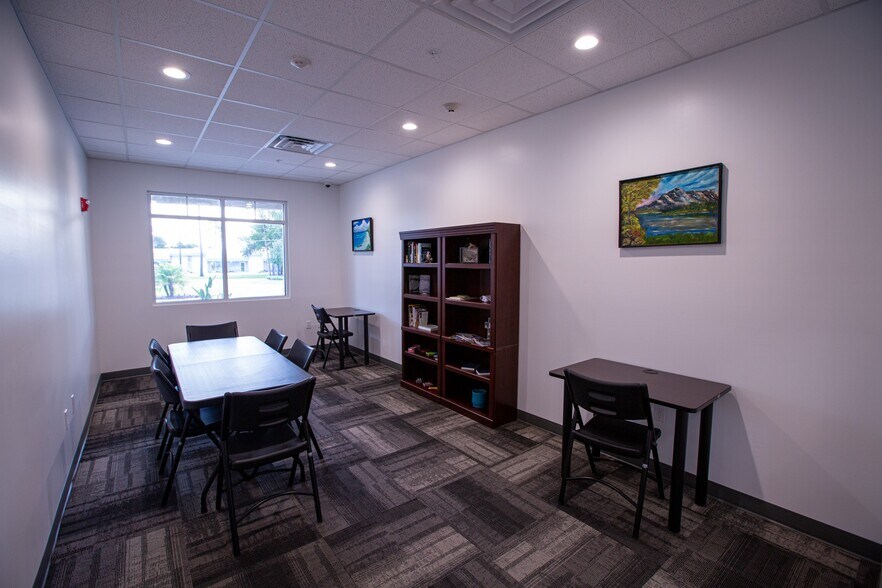More Photos Of 3130 Opportunity Ct, South Daytona Healthcare For Sale