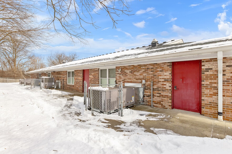 More Photos Of 5758 Cooley Lake Rd, Waterford Daycare Center For Sale