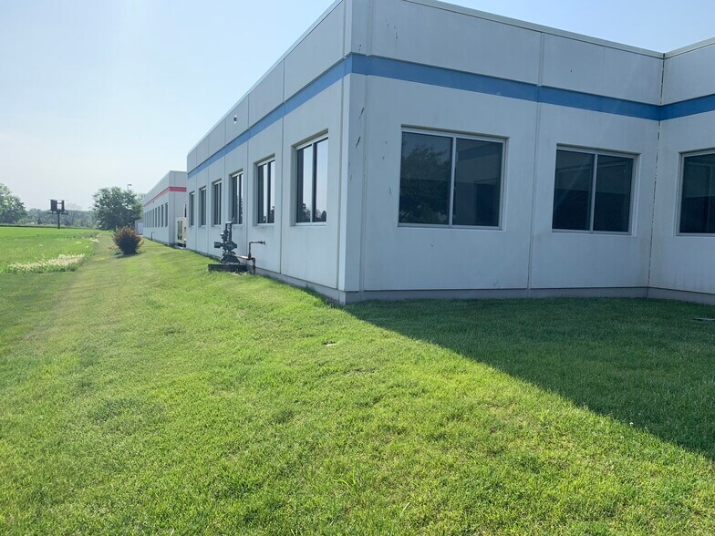 More Photos Of 224 S Bell Ave, Ames Office For Lease