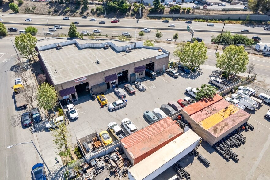 More Photos Of 1124 Old Bayshore Hwy, San Jose Service For Sale