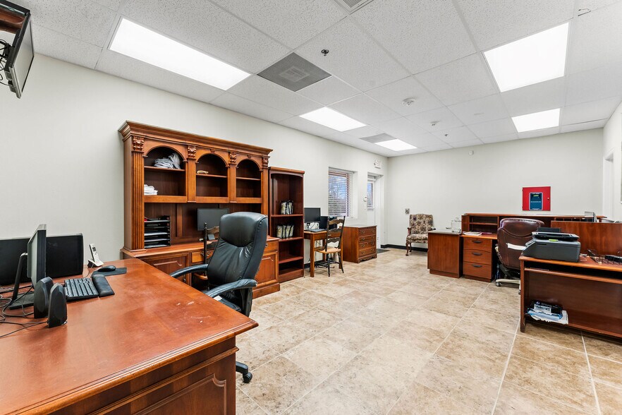 More Photos Of 28925 Nichols Sawmill Rd, Magnolia Warehouse For Lease
