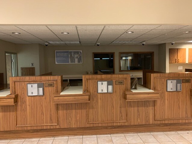 More Photos Of 2600 Zion Rd, Henderson Office For Sale