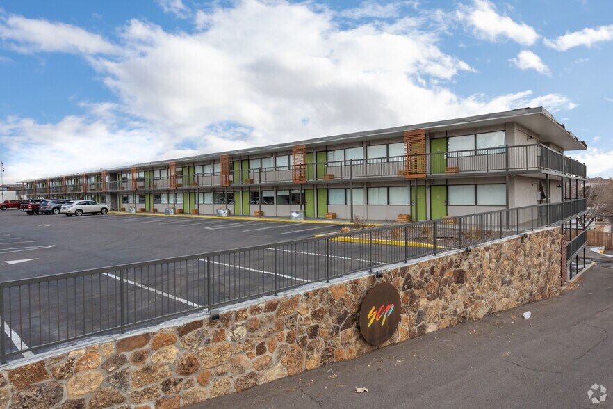 More Photos Of 2850 S Circle Dr, Colorado Springs Hotel For Sale