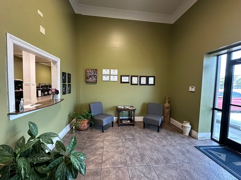 More Photos Of 101 S Bernard Rd, Broussard Industrial For Sale