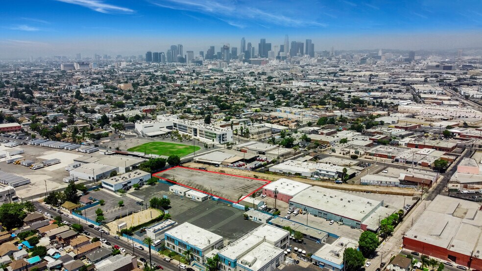 More Photos Of 2720 Compton Ave, Los Angeles Land For Sale