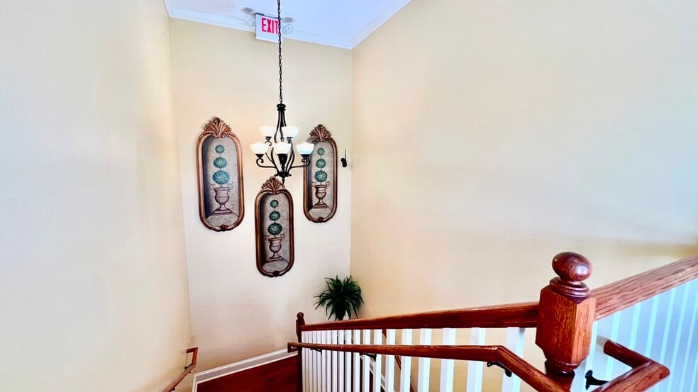 More Photos Of 2469 E Piedmont Rd, Marietta Office For Lease