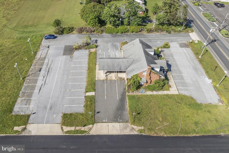 More Photos Of 4943 Landis Ave, Vineland Bank For Lease