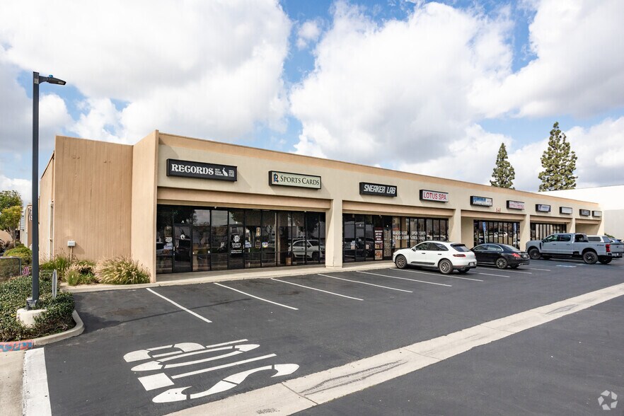 Primary Photo Of 667-759 S State College Blvd, Fullerton Warehouse For Lease