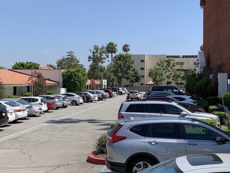More Photos Of 650 W Duarte Rd, Arcadia Medical For Lease