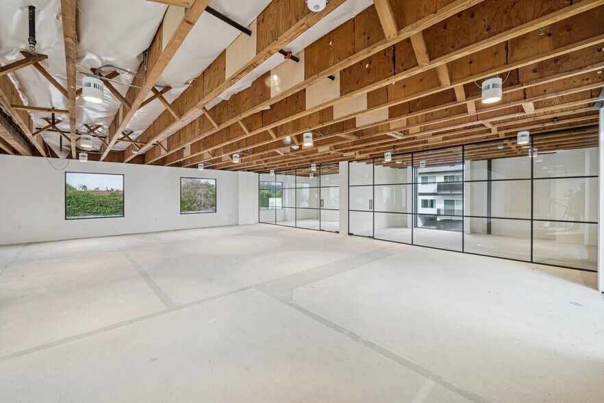 More Photos Of 3331 Ocean Park Blvd, Santa Monica Loft Creative Space For Lease