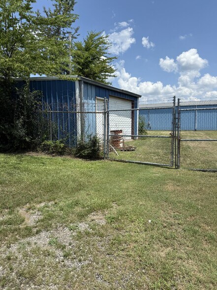 More Photos Of 332 Highway 64 E, Conway Light Distribution For Sale