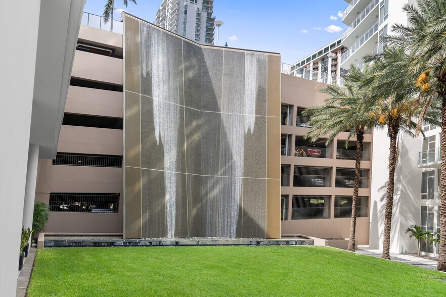 More Photos Of 175 1st St S, Saint Petersburg Medical For Lease