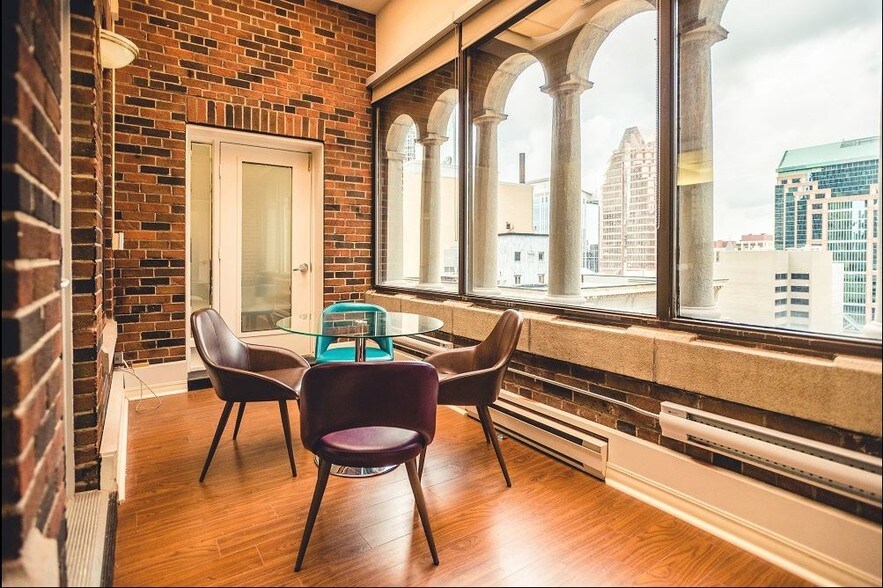 More Photos Of 350 Bay St, Toronto Office For Lease