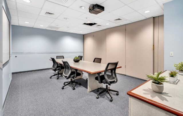 More Photos Of 200 Turnpike Rd, Chelmsford Flex For Sale