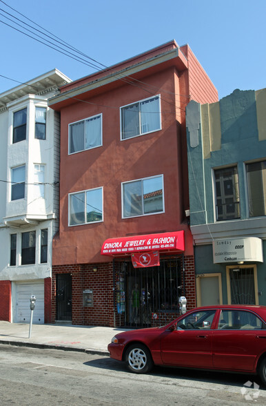 Primary Photo Of 3218 21st St, San Francisco Storefront Retail Residential For Lease