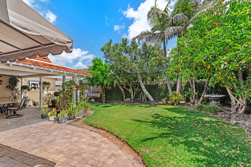 More Photos Of 23672 Cavanaugh Rd, Lake Forest Assisted Living For Sale