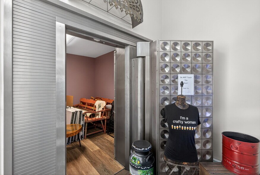 More Photos Of 101 Walnut St, Green Lane Bank For Sale