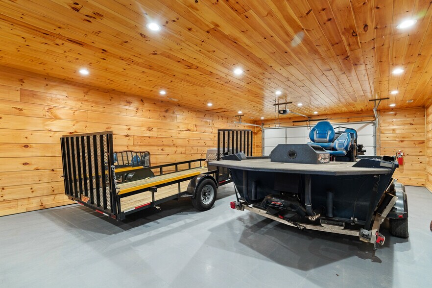 More Photos Of 2005 Boyds Creek Hwy, Sevierville Warehouse For Sale