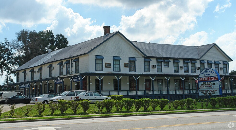 More Photos Of 300 S Volusia Ave, Orange City Hotel For Lease
