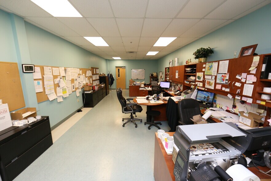 More Photos Of 231 Commerce Dr, Fall River Warehouse For Sale