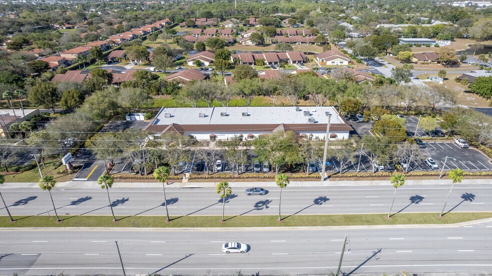 More Photos Of 3795 Boynton Beach Blvd, Boynton Beach Medical For Lease