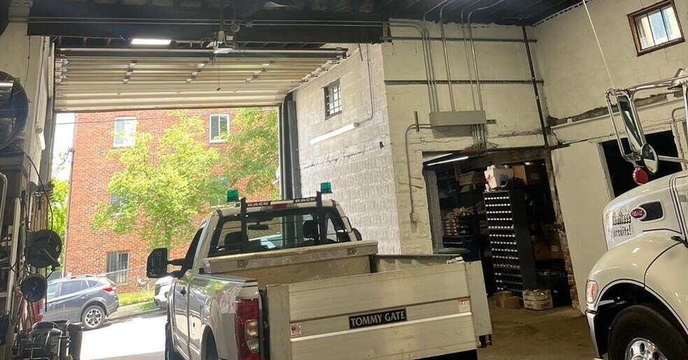 More Photos Of 16 Moreland St, Somerville Service For Sale