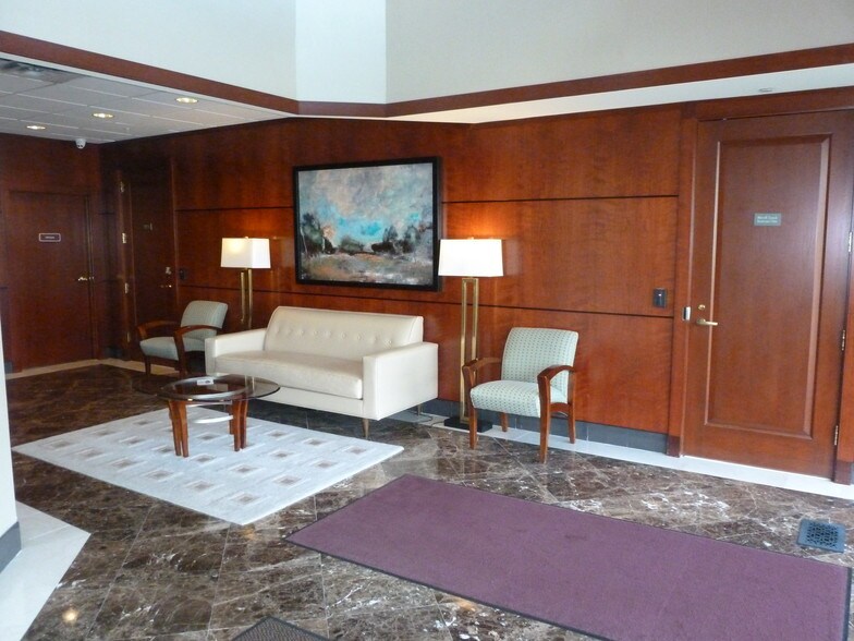 More Photos Of 1415 Hooper Ave, Toms River Office For Lease