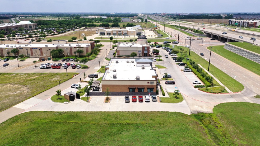 More Photos Of 955 State Highway 121, Allen Freestanding For Sale