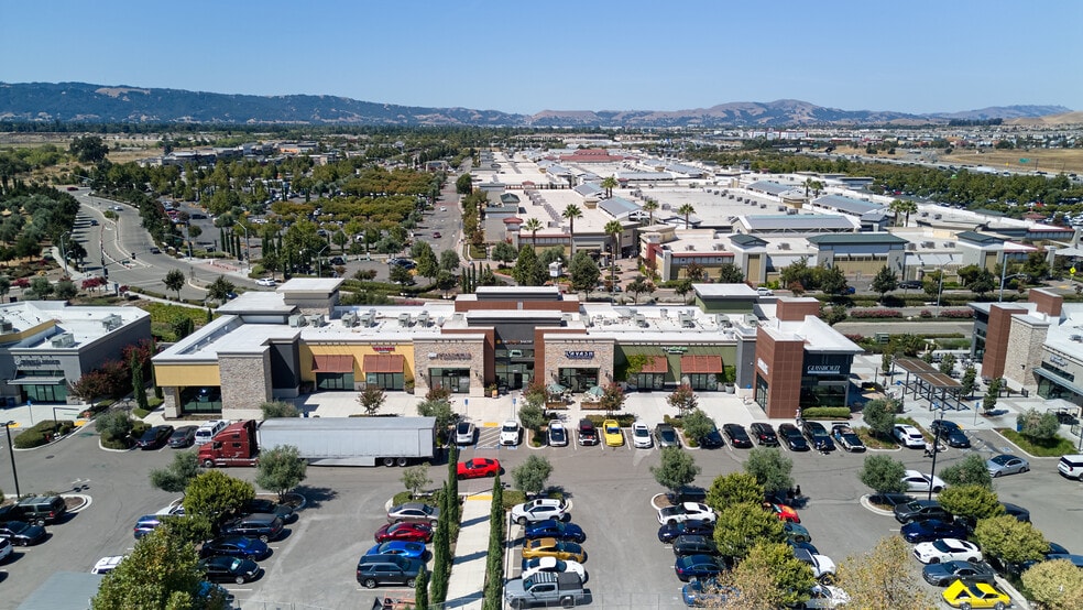 More Photos Of 4705-4729 Livermore Outlets Dr, Livermore Unknown For Lease