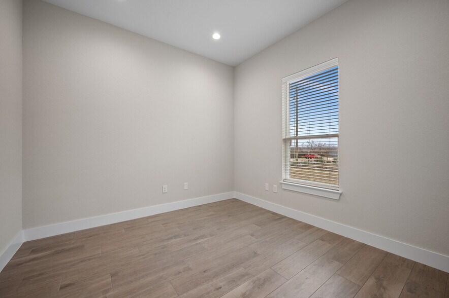 More Photos Of 2951 FM 1460, Georgetown Unknown For Lease